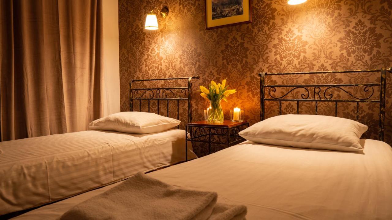 Rancho Nocleg ze śniadaniem 3*